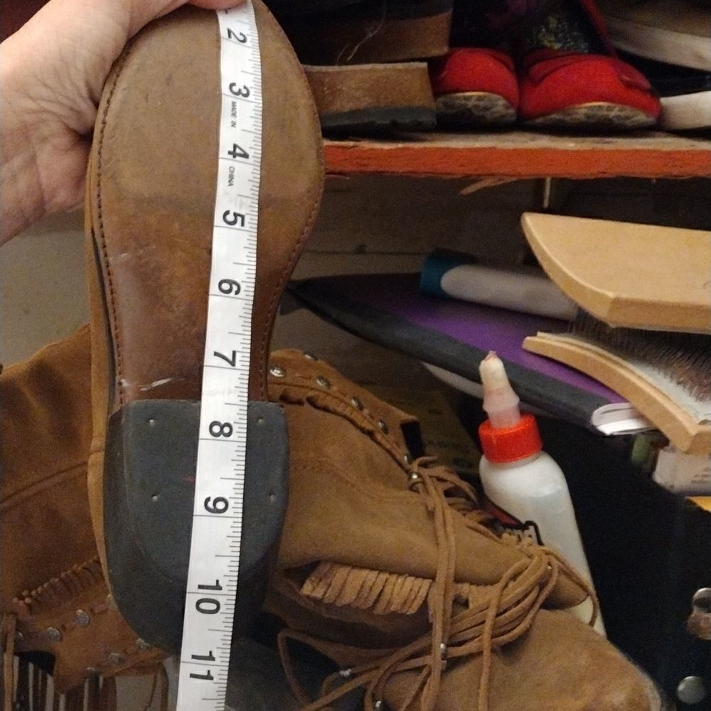 Vintage Durango leather fringe boots - Picture 7 of 10